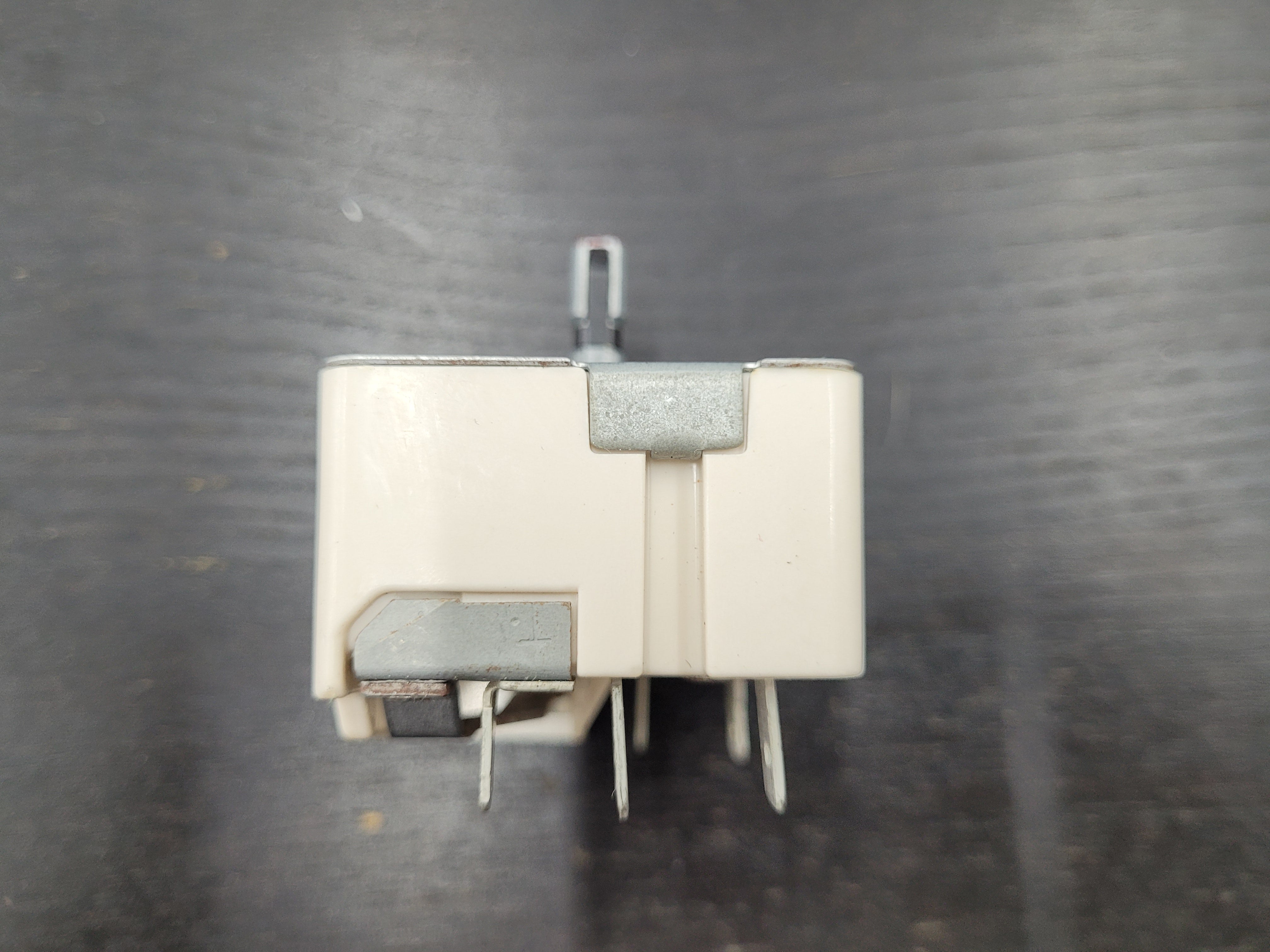 GE Range Surface Element Control Switch WB24T10145 GE Range Surface Element Control Switch WB24T10145